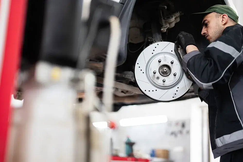 What to Expect When You Bring Your Car In for a Brake Inspection in Fort Worth and White Settlement, Texas